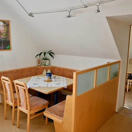 Penzion Gaestehaus Hobelleitner 3*