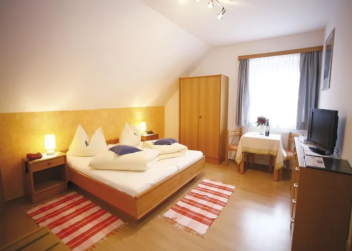 Pensjonat Gaestehaus Hobelleitner 3*